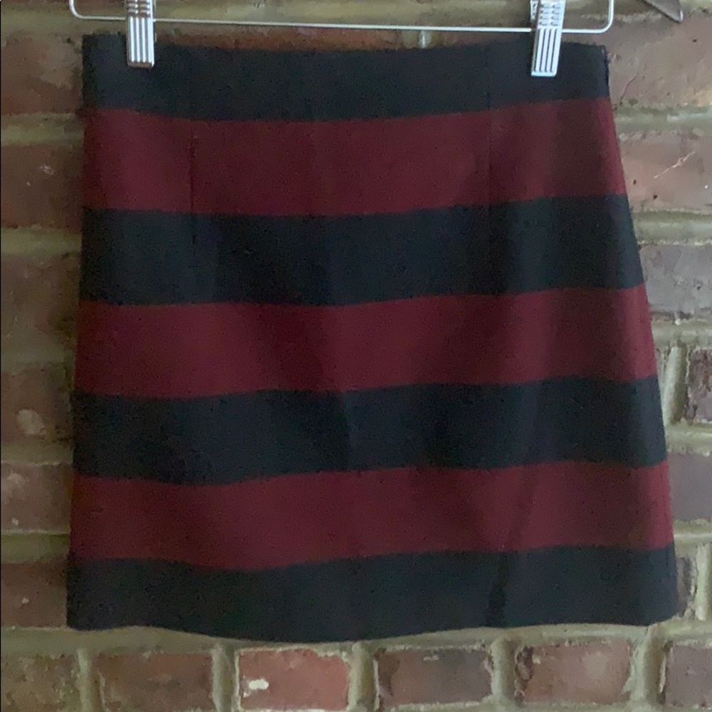 Black and red mini skirt.